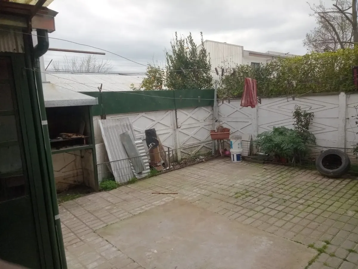 Imagen 4 de 8 de Gran Casa Con Local Comercial, 240/820m2, Villa Madrid