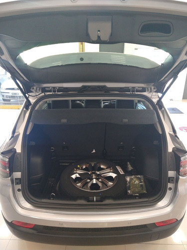 Imagen 10 de 14 de Jeep Compass Longitude 1.3 T270 4x2 Techo/cuero