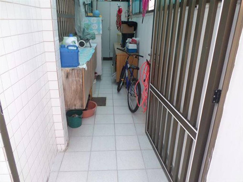 Imagem 30 de 30 de Sobrado Com 03 Dormitorios Suite No Centro De São Vicente Bem Localizado - Hm2066