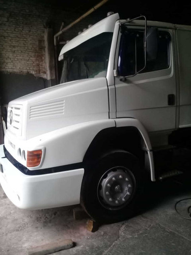 Mercedes Benz 1620