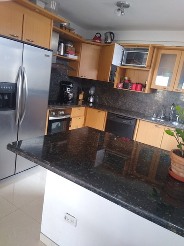Imagen 5 de 14 de Townhouse Jorge Coll @inversionesdalroc.ca +584168954884