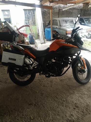 Imagen 2 de 11 de Corven 250