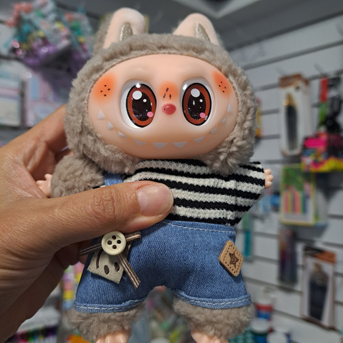 Labubu Peluche Llavero The Monsters Exclusivos Gorro Negro