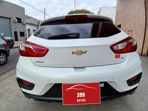Chevrolet Cruze 1.4t LT MT 5P