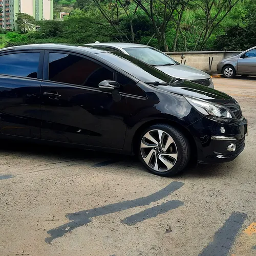 Kia Rio Spice R 1.4 Automático