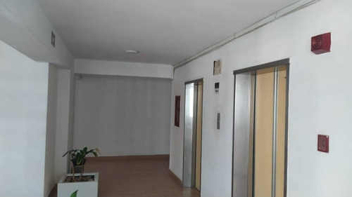 Imagen 3 de 21 de Apartamento En Alquiler Playa Grande Mls #23-11527 Yolanda Goncalves