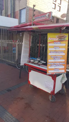 Carro De Arepas Chorizo Carne