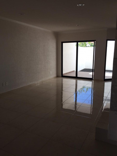 Imagen 21 de 30 de Casa En Renta En El Refugio Condominio Palazzo Rcr201910es