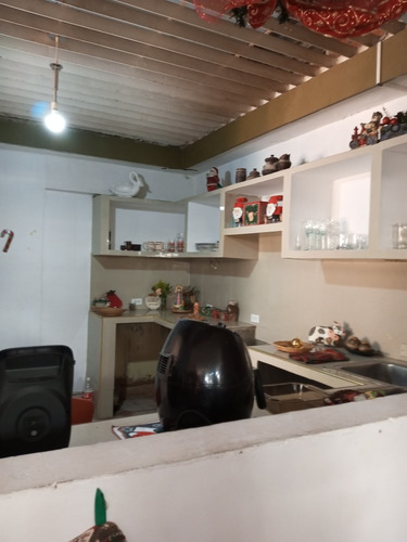 Casa En Venta En Urb.maracaibo,se Vende 2 Casas(je)