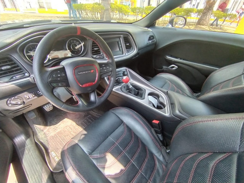 Imagen 6 de 13 de Dodge Challenger Rt