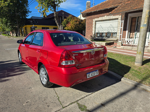 Toyota Etios 1.5 Sedan Xls