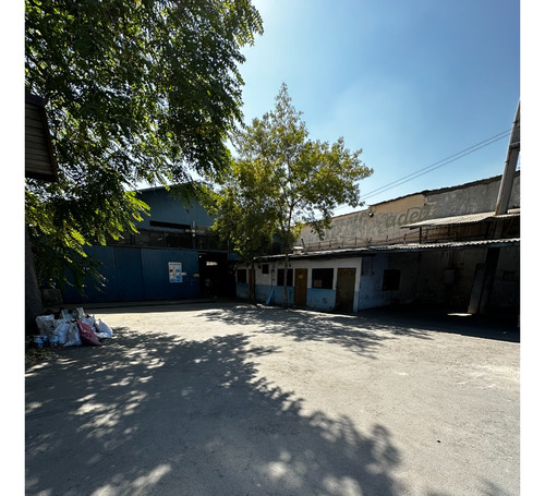 Arriendo De Bodega Con Excelente Ubicación Metro Einstein