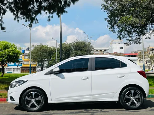 Chevrolet Onix 1.4 Ltz 5 p