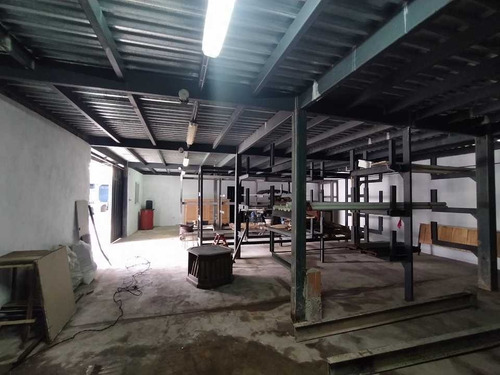 Imagen 3 de 12 de Galpón En Venta El Limón