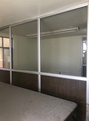 Imagen 4 de 11 de Hurban Vende Bodega Comercial En Excelente Ubicación.