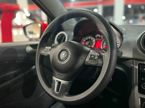 Imagem 5 de 12 de Volkswagen Gol 1.6 Power/highi T.flex 8v 4p