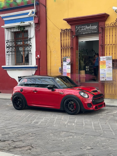 Mini John Cooper Works 2.0 Hot Chilli At