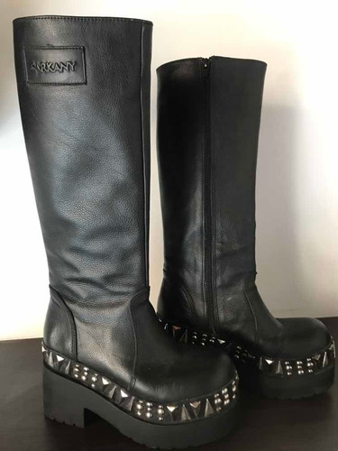 Impecables!!! Bucaneras Sarkany, Talle 37.