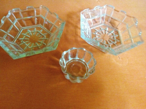 Imagen 2 de 4 de Ceniceros Vidrio Labrado Y Porta Vela Combo X3
