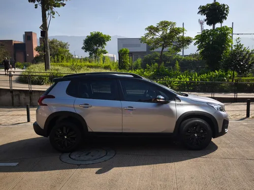 Peugeot 2008 Style 1.6 Automatico 2023