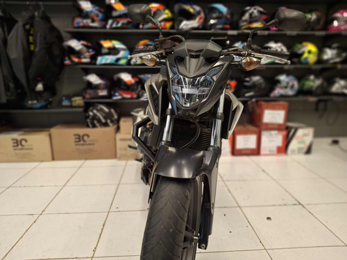 Honda C 500f Preta 2017 Super Nova, Revisada, Com Garantia