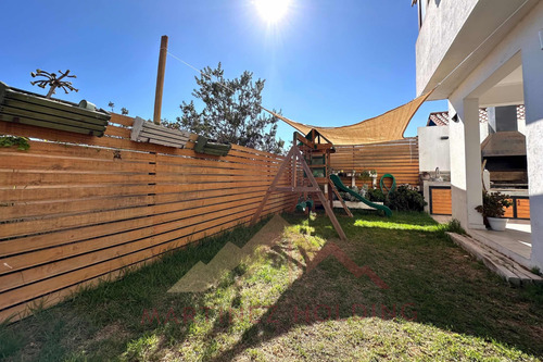 Casa Completamente Remodelada Amplia Y Cómoda En San Joaquín