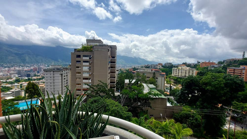 Se Vende  Apto 84m² 2h/2b/2p  Colinas De Bello Monte