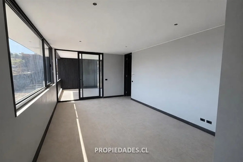 Casa En Condominio En Arriendo En Lo Barnechea