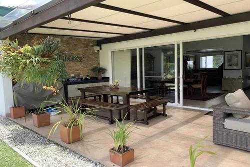 Casa En Arriendo/venta En Llanogrande. Cod A501087