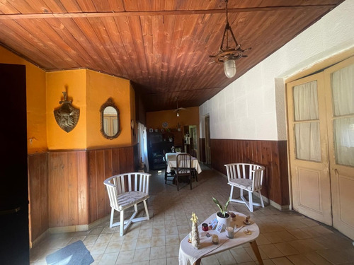 Casa Antigua A Remodelar - Bº San Cayetano - Luján