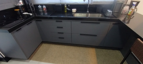 Casa Condomínio Fechado 2 Dorms Com Suite E Dois Ar Condicio