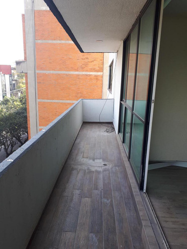 Departamento Muy Amplio Recién Remodelado En Venta En La Colonia Del Valle