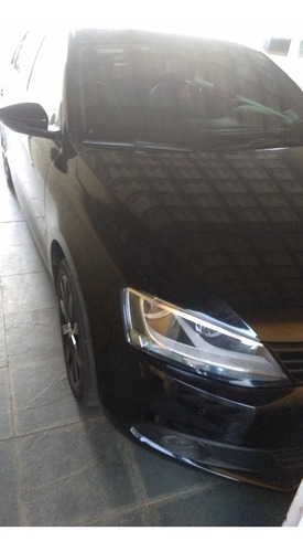 Volkswagen Jetta 2011 2.0 Comfortline Flex 4p Automática
