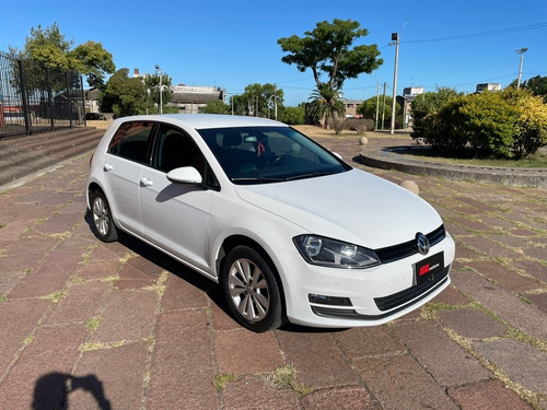 Imagen 4 de 17 de Volkswagen Golf 2015 1.4 Comfortline Tsi Dsg (( Gl Motors ))