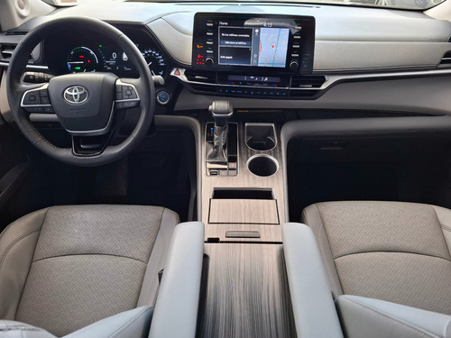 Toyota Sienna 2.5 Limited At hibrida