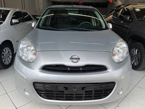 Nissan March Sv 1.6 Flex 2013
