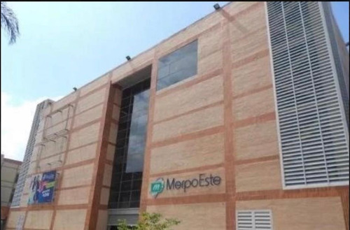 Imagen 2 de 8 de Se Vende/alquila Local 3.5m2 Chacao
