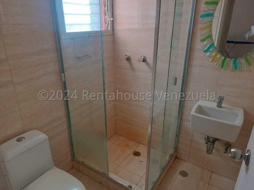 Apartamento En Venta En Santa Fe Norte Piscina Areas Sociales Seguridad Apartamentos Caracas Angela Tochon