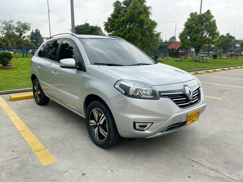 Imagen 12 de 25 de Renault Koleos Privilege 2.5