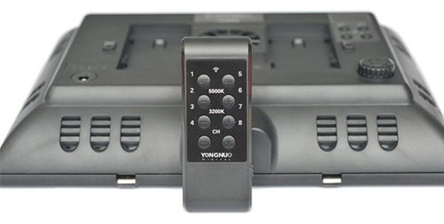 Iluminador Led Yongnuo Yn900 C/fonte +2 Bat + Carreg + Tripé