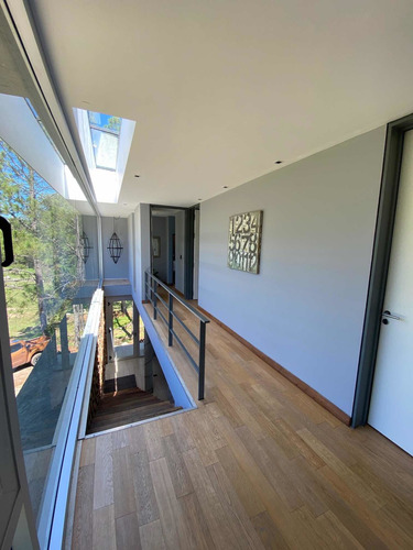 Imagen 11 de 14 de Casa Sobre El Lago, Sierras De Cordoba, Potrero De Garay