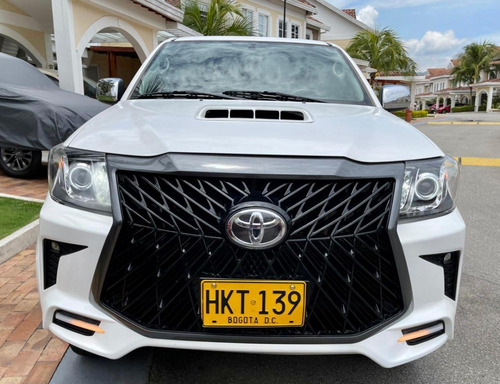 Toyota Hilux Diesel 2.5 Turbo 4x4 Mecánica Actualizada Lexus