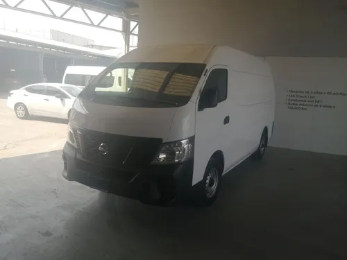 Nissan Urvan 2.5 Panel Amplia Aa Paquete Seguridad Mt