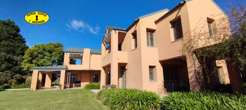 3361em-espléndida Casa De 500 M2 Estilo Californiano Al Polo