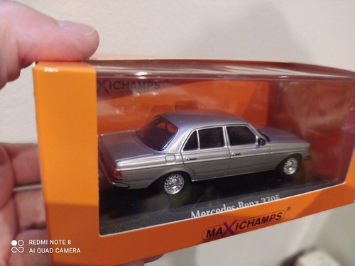 Mercedes W123 Maxichamps 1 43 Coleccion 11cm Auto A Escala