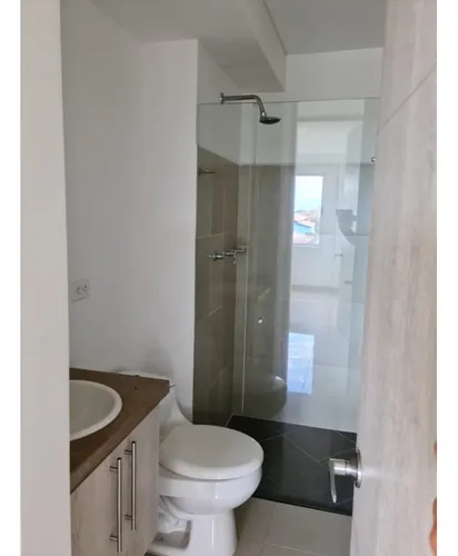Venta Apartamento 58mts2, En Menga, Norte De Cali, 12007.