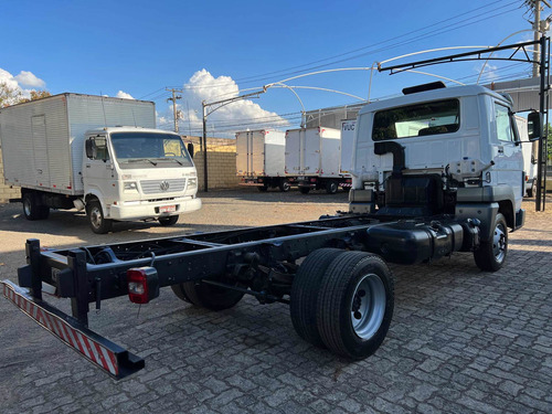 Imagem 4 de 10 de Volkswagen 9-160