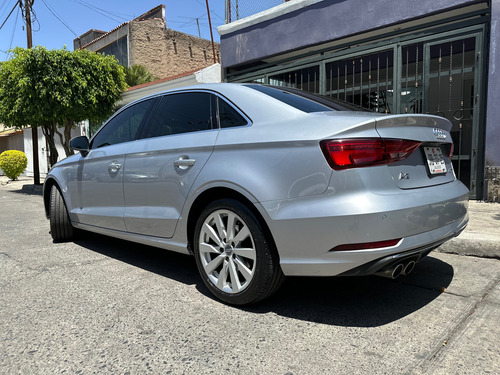 Audi A3 2.0 Sedán L Select At Dsg