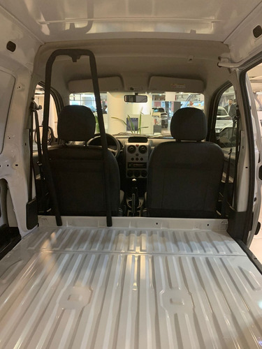 Imagen 12 de 25 de Peugeot Partnert Confort 1.6 2023 3-