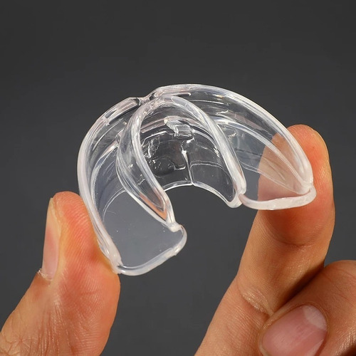 Imagem 8 de 10 de Protetor Mordedor Silicone Micropigmentação Lábios Boca